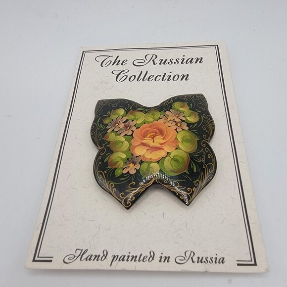 Vintage Hand Painted Russian Lacquer Black Butterfly Brooch‎ Red Flowers Gold - Picture 1 of 3